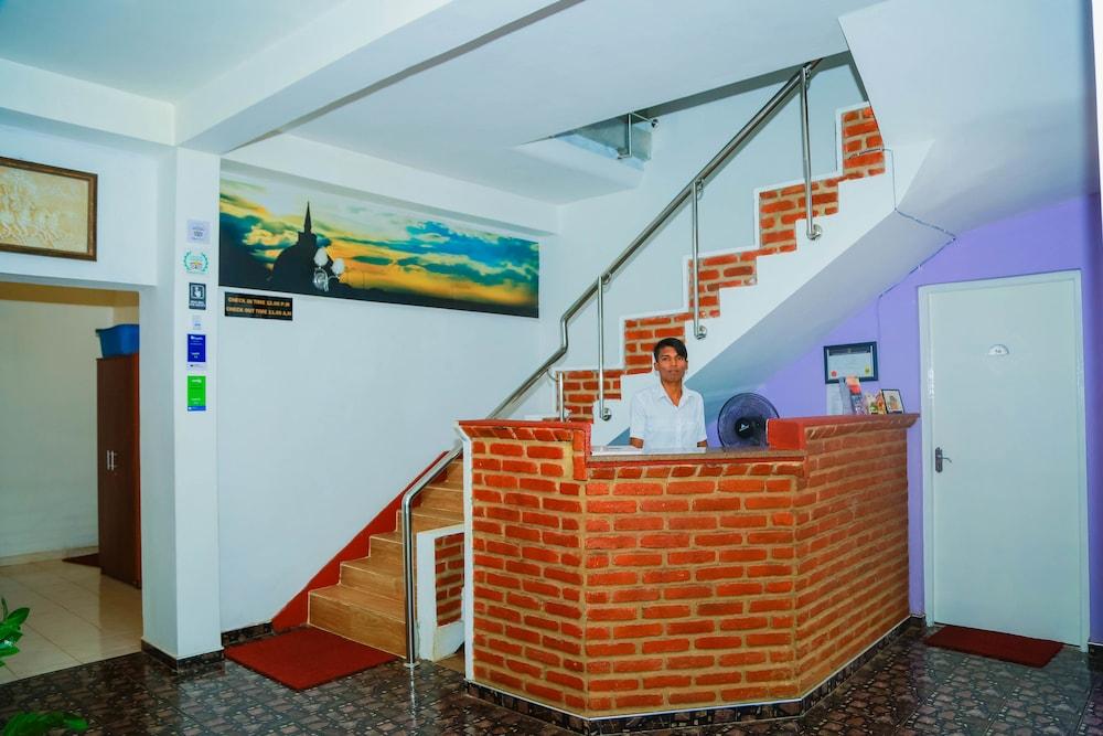Hotel Moonstone Анурадхапура Экстерьер фото